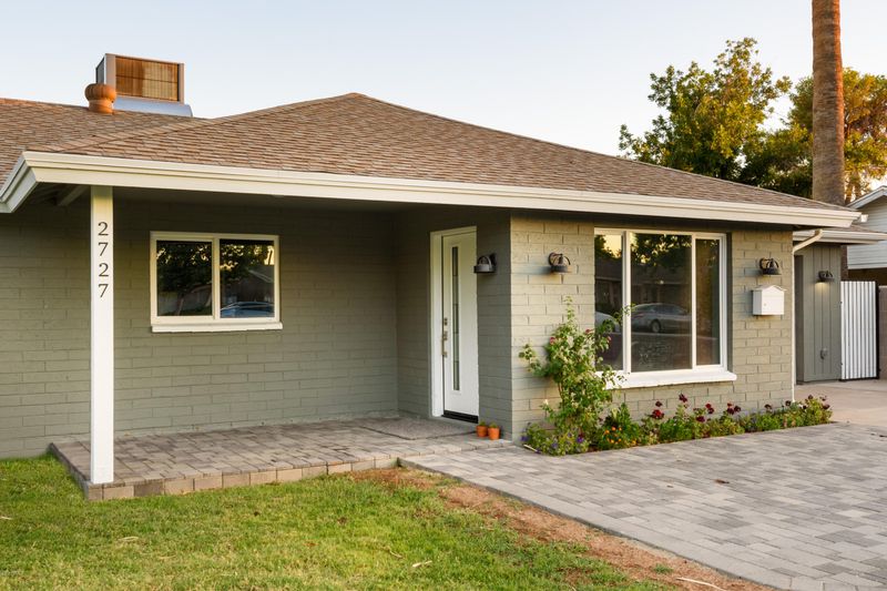 2727 E Clarendon Ave, Phoenix, AZ 85016