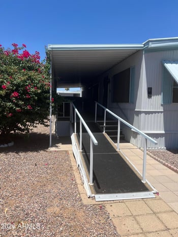 2727 University Dr #39, Tempe, AZ 85288