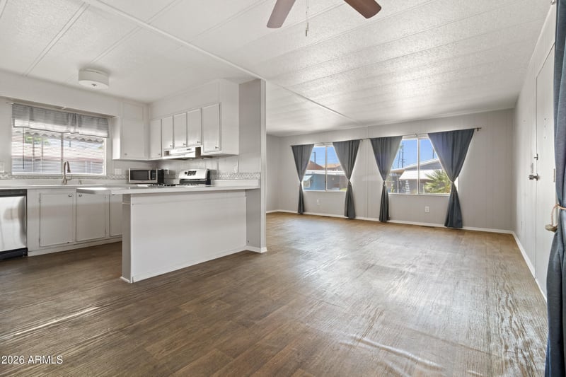 2727 E University Dr #60, Tempe, AZ 85288