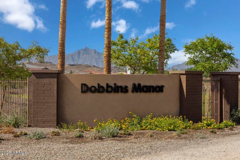 2727 La Mirada Dr, Laveen, AZ 85339
