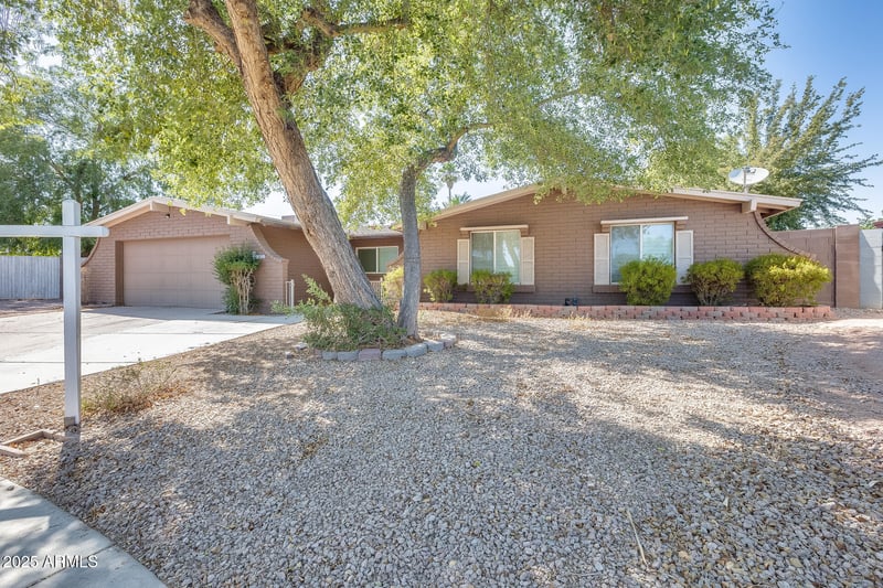 2728 Ocaso Cir, Mesa, AZ 85202