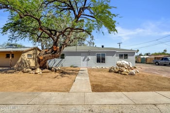 2728 El Caminito Dr, Phoenix, AZ 85051