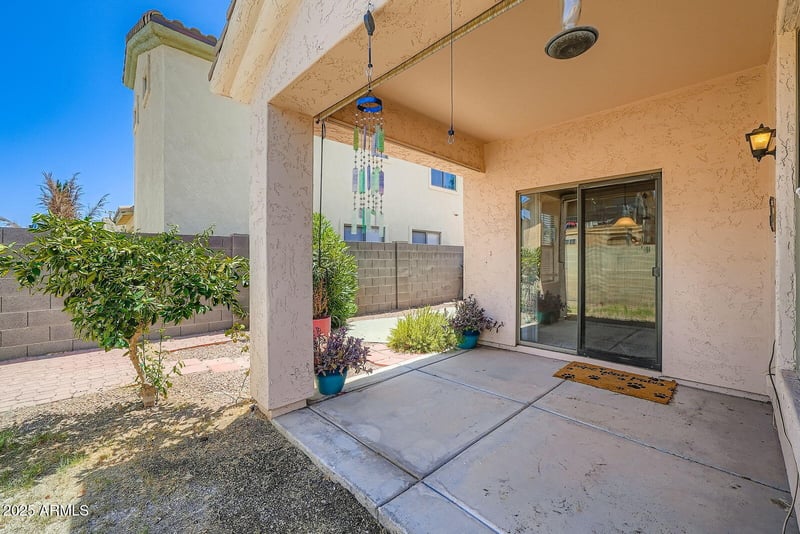 2729 Kenton St, Mesa, AZ 85215