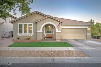 2729 Hansen Dr, Gilbert, AZ 85295