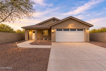 2730 Broadway Rd, Phoenix, AZ 85040