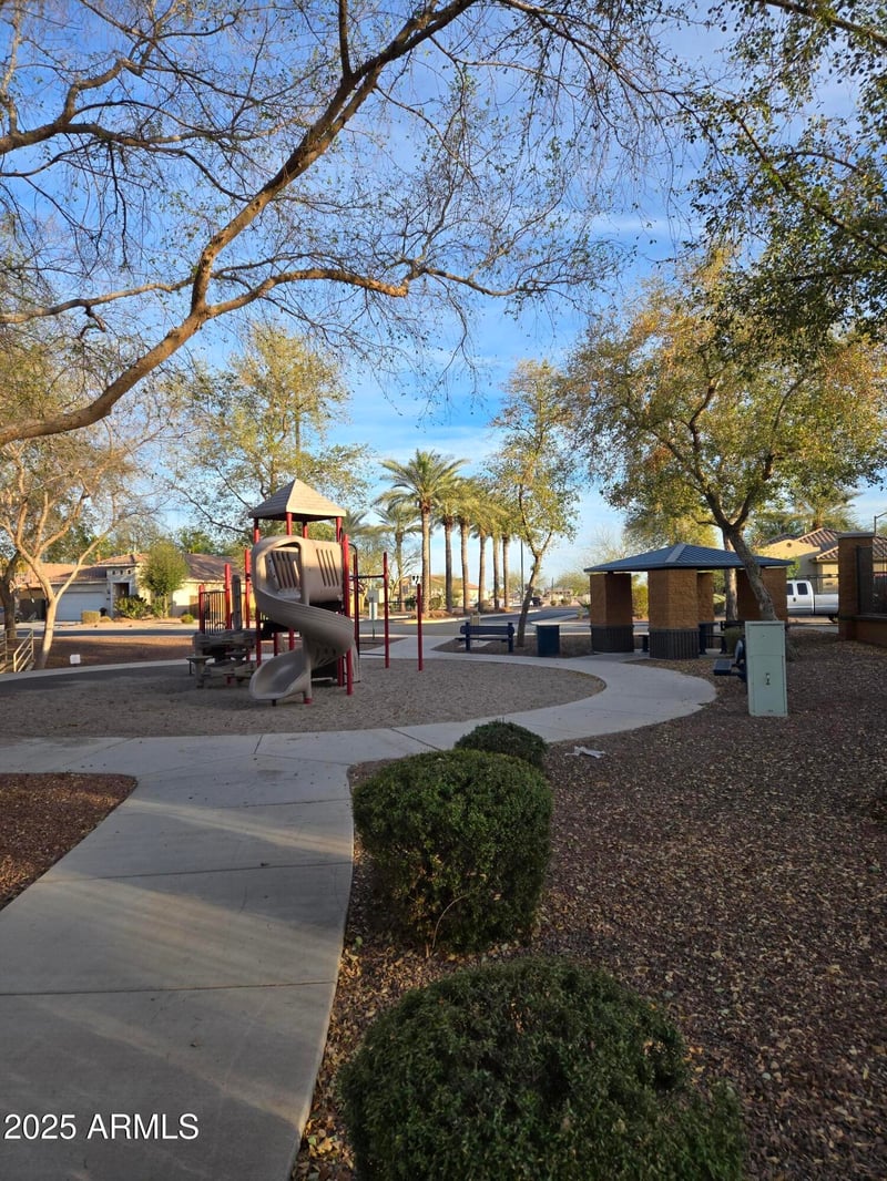 2730 Vermont Dr, Gilbert, AZ 85295