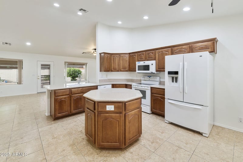 2730 Willow Wood Ave, Mesa, AZ 85209