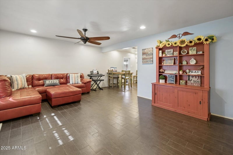2731 23rd Ave, Phoenix, AZ 85009
