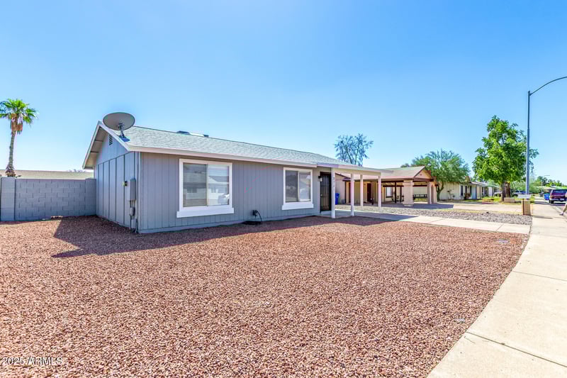 2731 Charleston Ave, Phoenix, AZ 85032