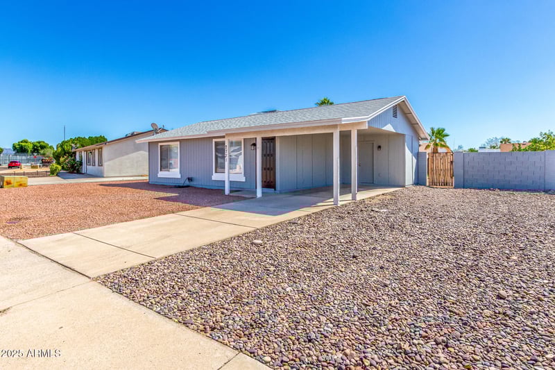 2731 Charleston Ave, Phoenix, AZ 85032