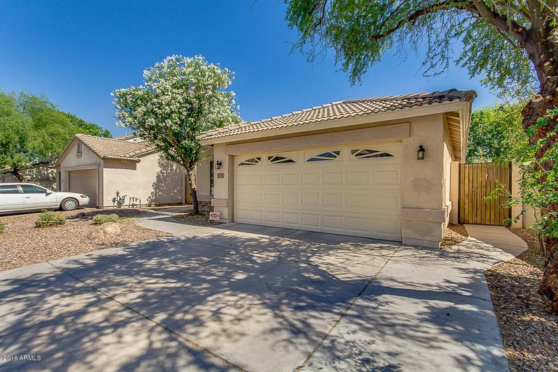 2731 E Concho Ave, Mesa, AZ 85204
