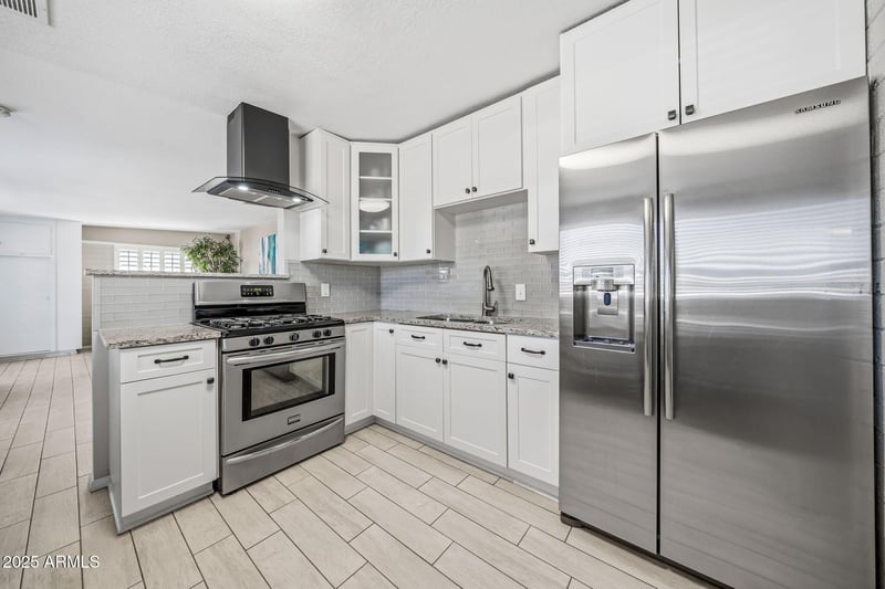 2731 Meadowbrook Ave, Phoenix, AZ 85017