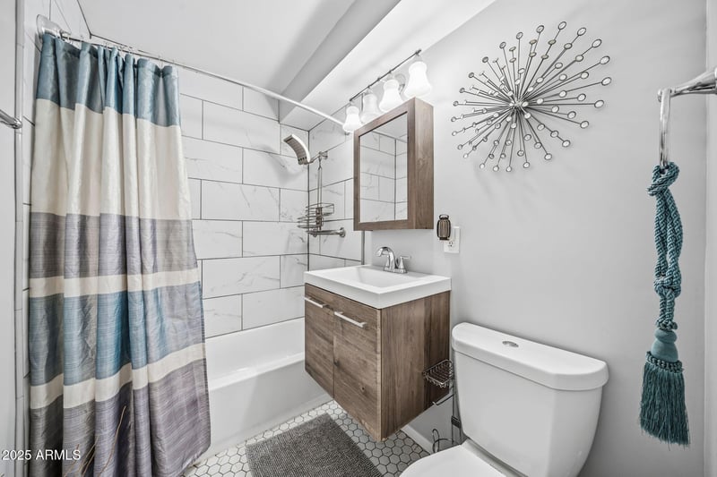 2731 Meadowbrook Ave, Phoenix, AZ 85017