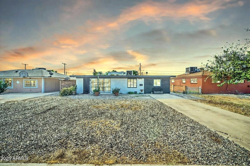 2731 Meadowbrook Ave, Phoenix, AZ 85017