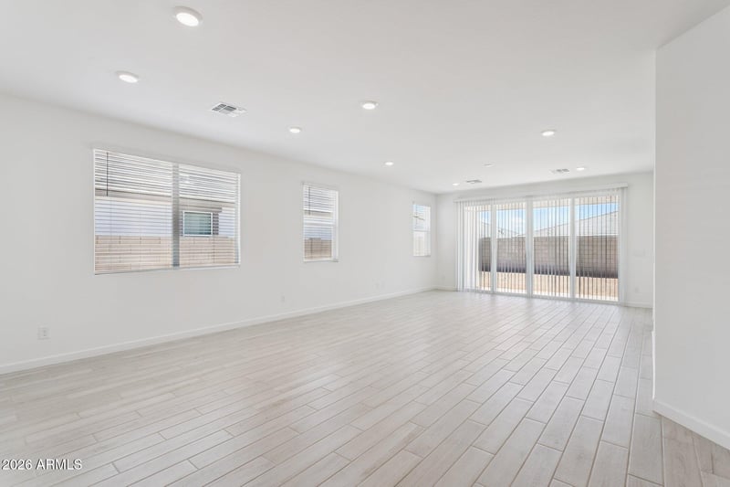 27310 N 70th Dr, Peoria, AZ 85383