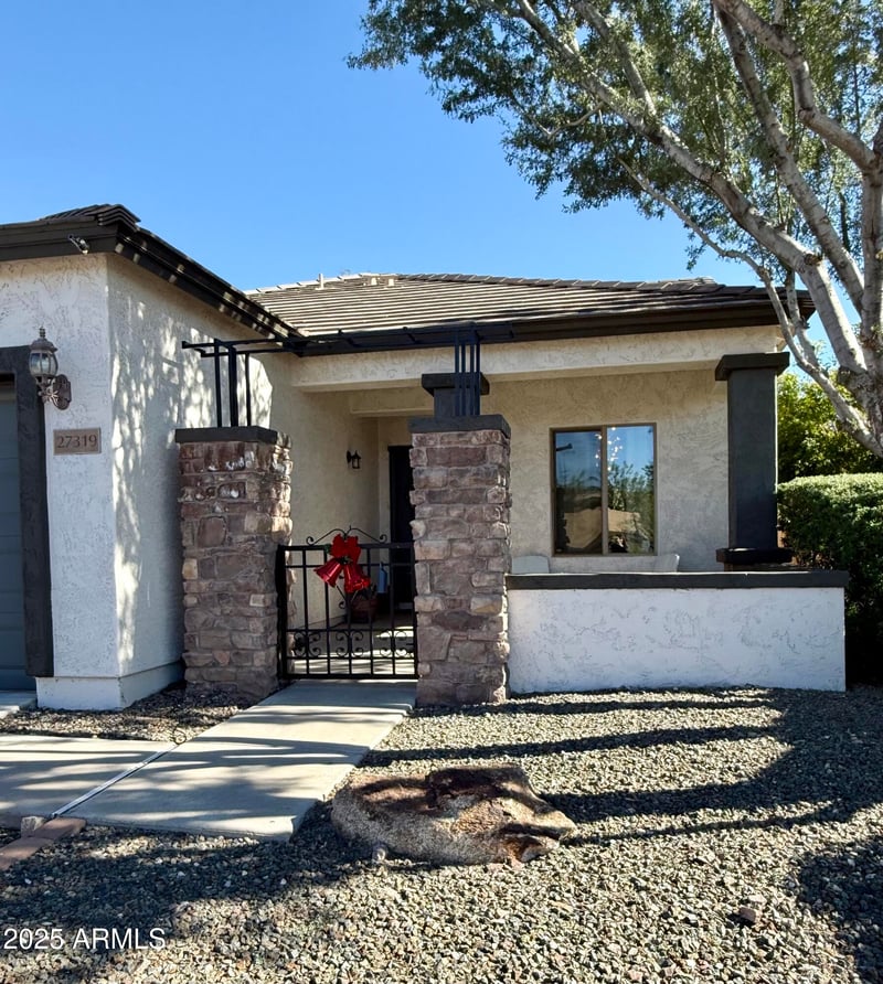 27319 16th Ln, Phoenix, AZ 85085