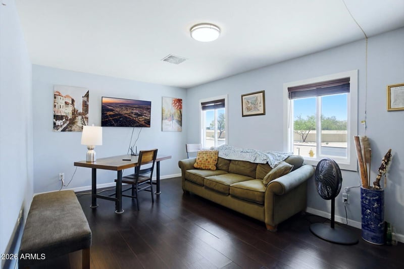 2732 E Roeser Rd, Phoenix, AZ 85040