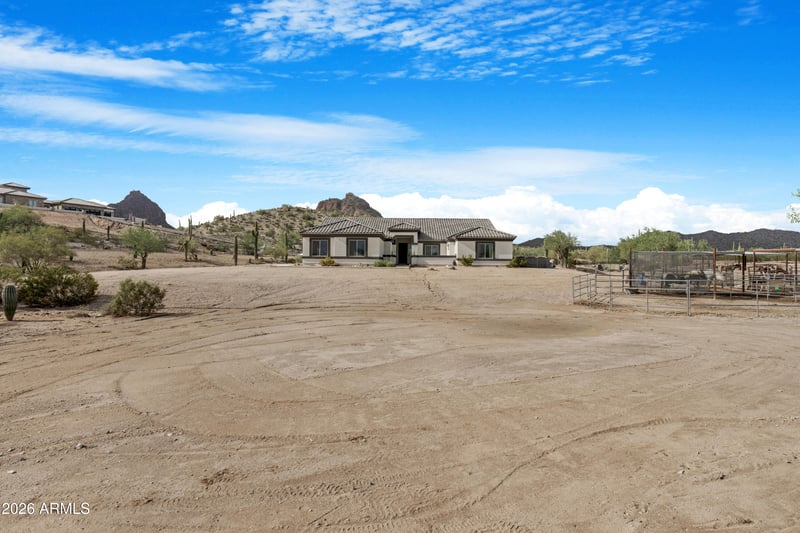 27322 N Brenner Pass Rd, San Tan Valley, AZ 85144