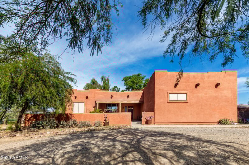 27324 219th Ave, Wittmann, AZ 85361