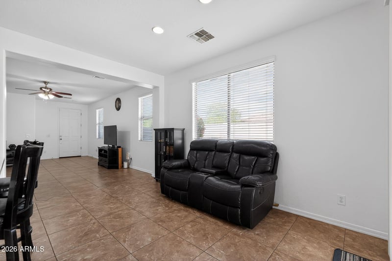27327 54th Ave, Phoenix, AZ 85083