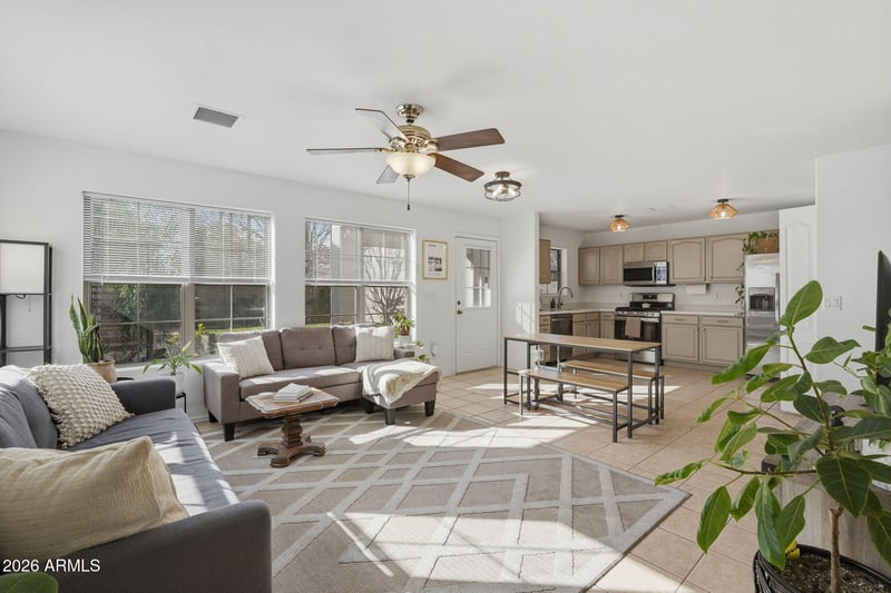 2733 E Cambridge Ave, Phoenix, AZ 85008