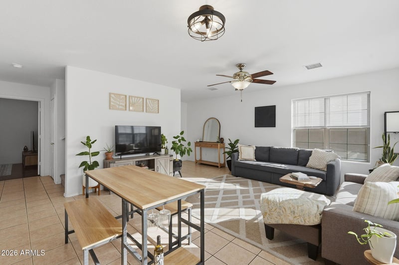2733 E Cambridge Ave, Phoenix, AZ 85008