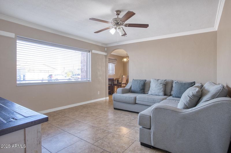2733 W Alice Ave W, Phoenix, AZ 85051