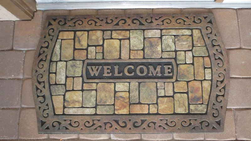 2734 E Altadena Ave, Phoenix, AZ 85028