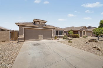 2734 Dust Devil Dr, San Tan Valley, AZ 85143