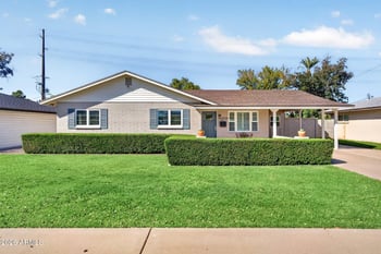 2734 E Highland Ave, Phoenix, AZ 85016