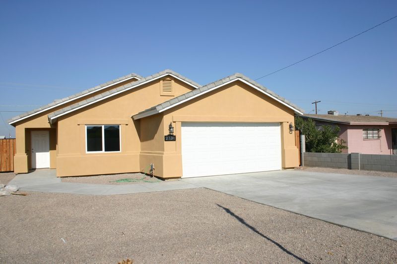 2734 E Roeser Rd, Phoenix, AZ 85040