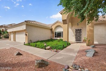 2734 E Vista Dr, Phoenix, AZ 85032