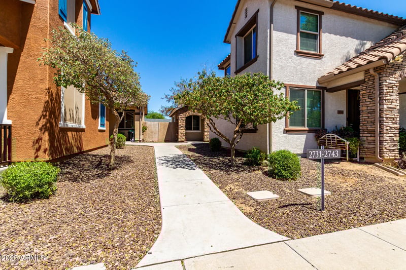 2735 73rd Dr, Phoenix, AZ 85035
