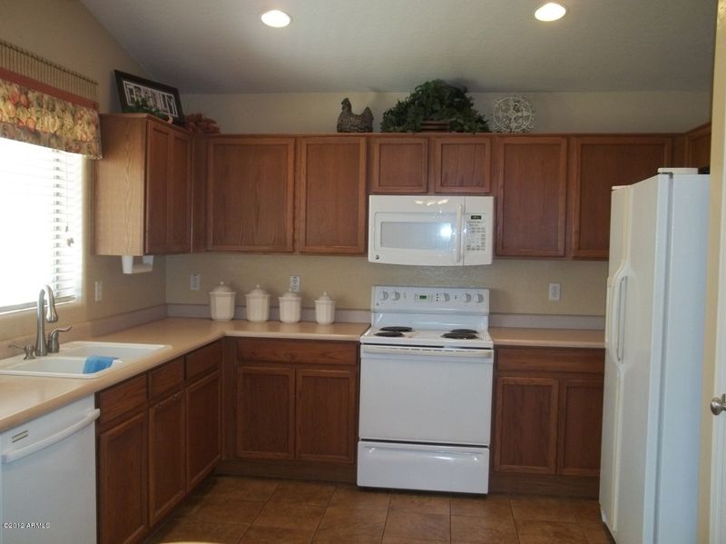 2735 E Dragoon Cir, Mesa, AZ 85204