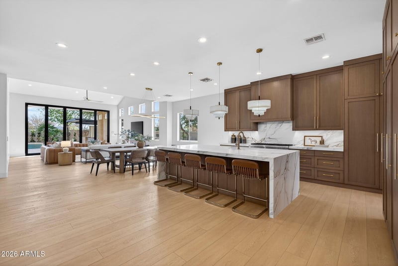2735 Flower Ct, Gilbert, AZ 85298