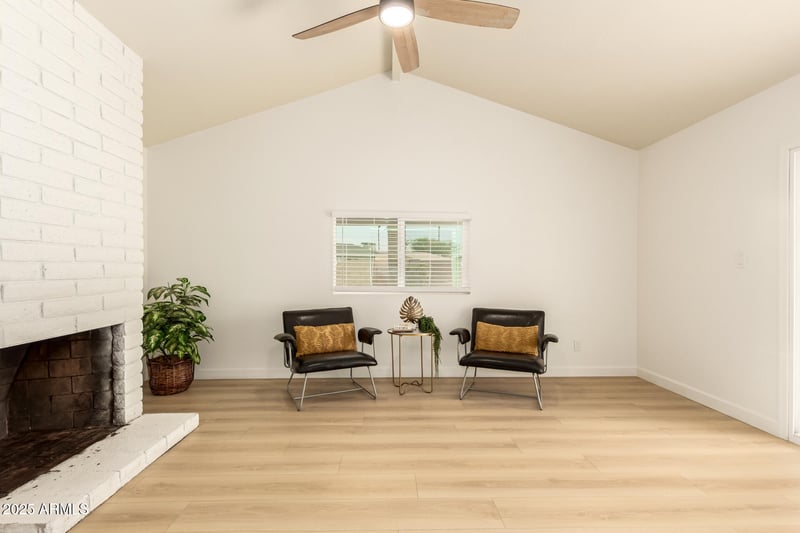 2735 Isabella Ave, Mesa, AZ 85202