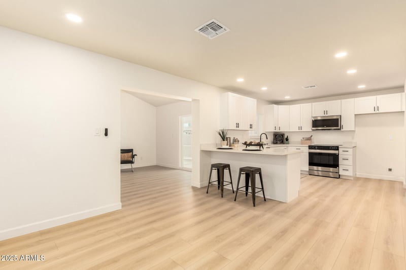 2735 Isabella Ave, Mesa, AZ 85202