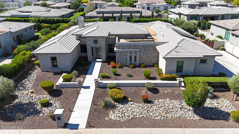 2735 Kingbird Dr, Gilbert, AZ 85297