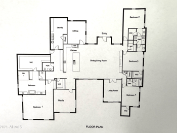 2735 Kingbird Dr, Gilbert, AZ 85297