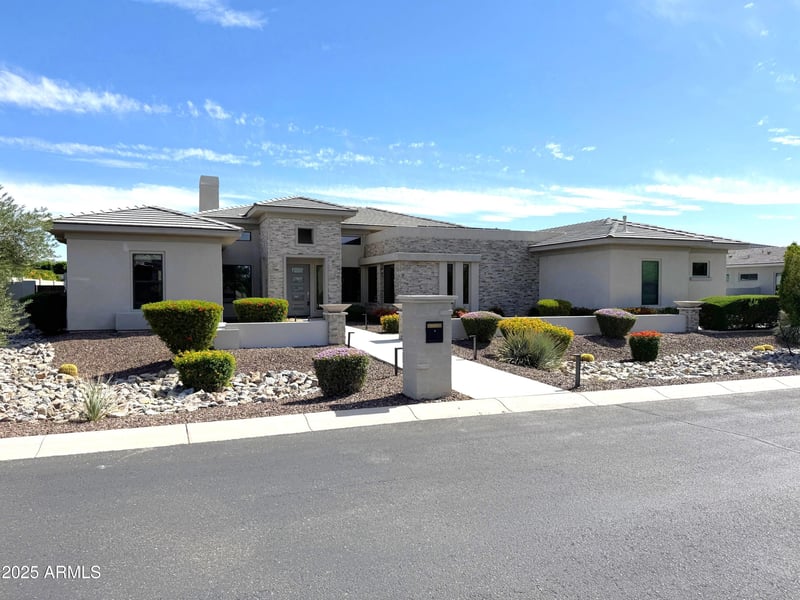 2735 Kingbird Dr, Gilbert, AZ 85297