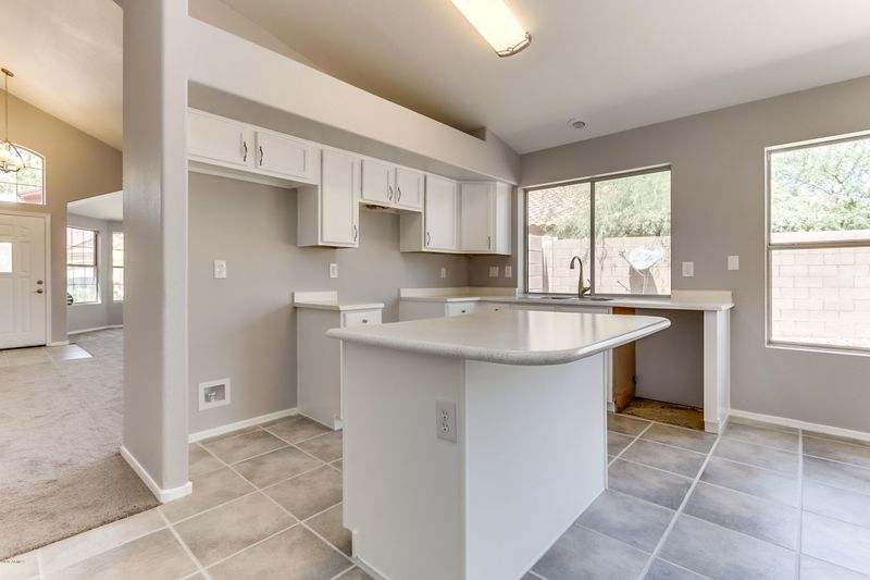 2735 N 126th Dr, Avondale, AZ 85392