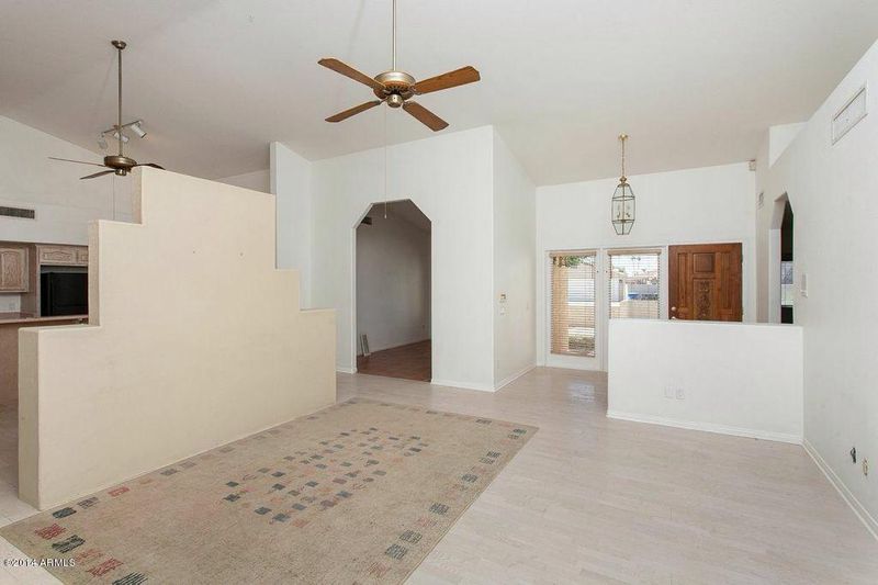 2735 S Kenneth Pl, Tempe, AZ 85282