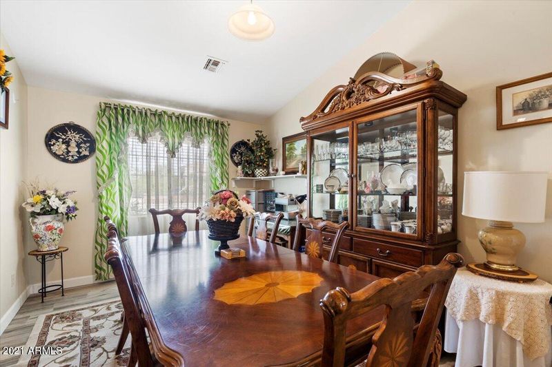 2735 W Canyon Rd, Phoenix, AZ 85086