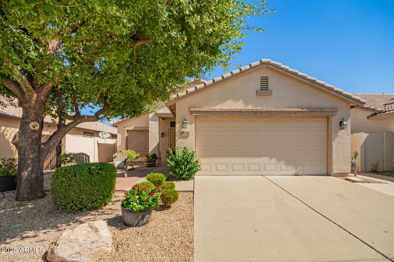 2736 Dragoon Cir, Mesa, AZ 85204