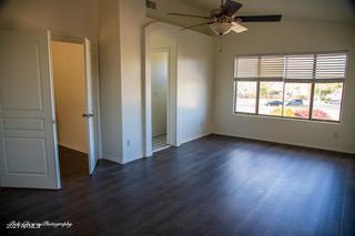 2736 E Valencia Dr, Phoenix, AZ 85042