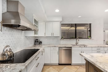 2737 Arizona Biltmore Cir #4, Phoenix, AZ 85016