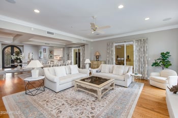 2737 Arizona Biltmore Cir #2, Phoenix, AZ 85016