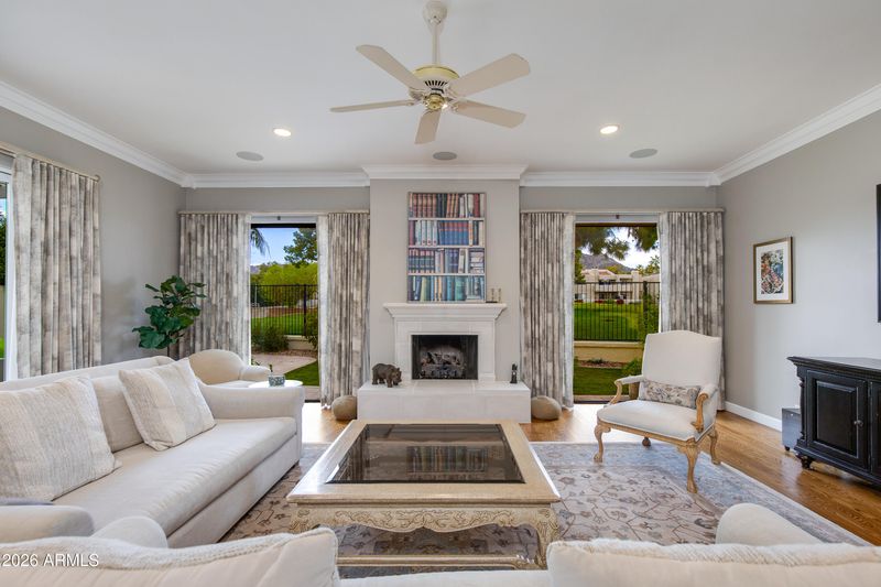 2737 E Arizona Biltmore Cir #2, Phoenix, AZ 85016