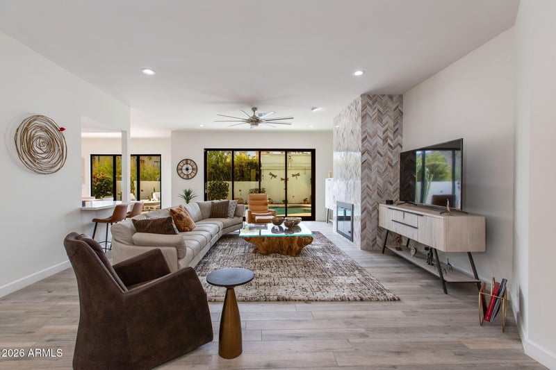 2737 E Arizona Biltmore Cir #29, Phoenix, AZ 85016