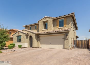 2738 Cherry Hill Dr, Gilbert, AZ 85298
